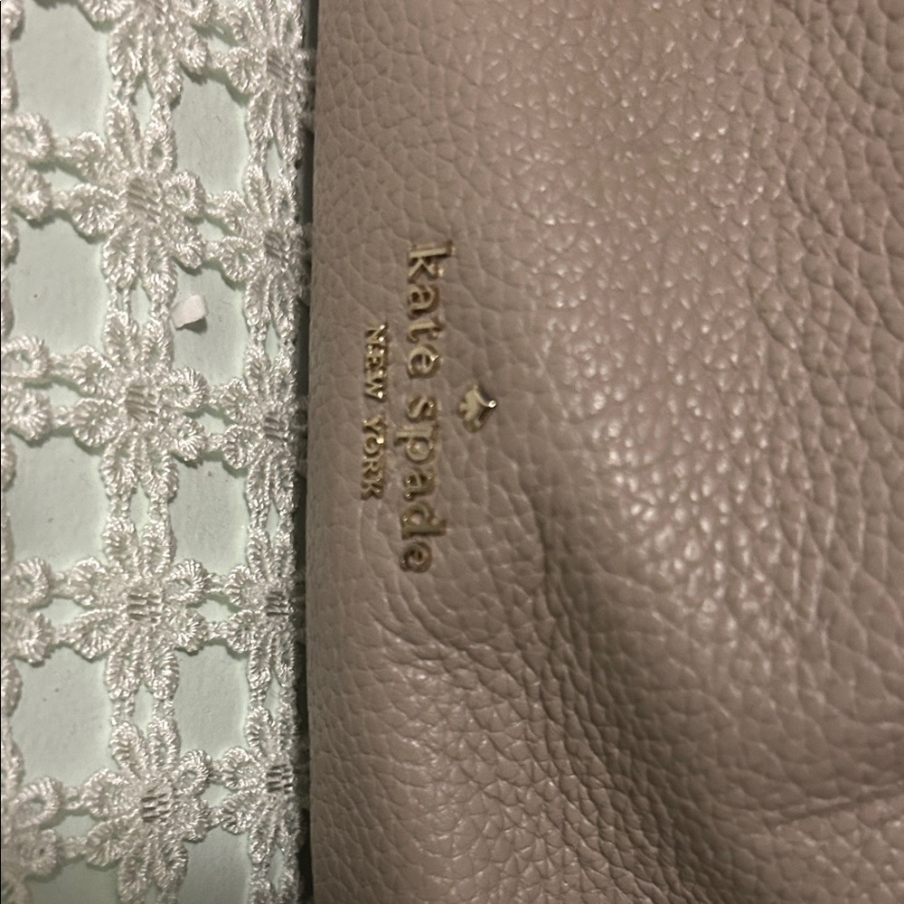Kate Spade Brown and Cream Shoulder Bag - Picture 2 of 4